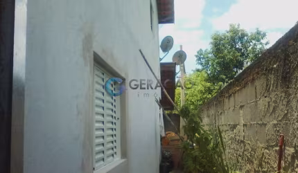 SOBRADO A VENDA