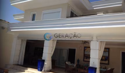 Casa em Condomínio Fechado de 06 Dorm. e 06 Suítes - 742,00m² em Jacareí