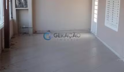 Comercial Casa em São José dos Campos