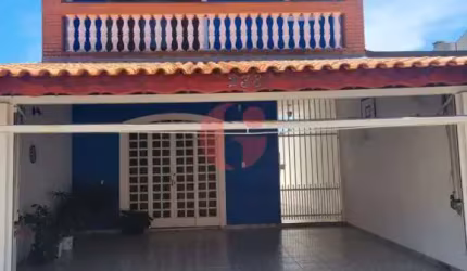 Sobrado para venda e locação com 5 quartos e 1 suíte - 227,70m² no Bosque dos Ipês