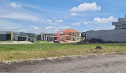 Terreno plano no Colinas do Paratehy Norte