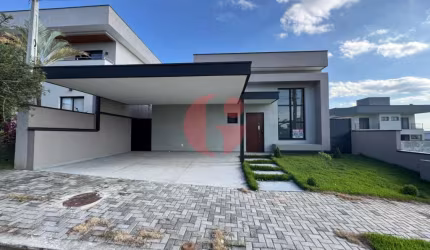 Casa em condomínio para venda de 3 quartos e 2 vagas de garagem com 120m² - Bairro da Floresta