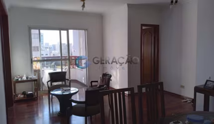 Apartamento para venda de 03 Dorm. e 01 Suíte - 130m² na Vila Adyanna