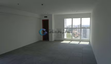 Sala comercial em condomínio para venda com 52,90m² no bairro Jardim São Dimas