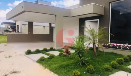 Casa térrea para venda com 3 quartos e 2 vagas de garagem com 179m² - Bairro da Floresta