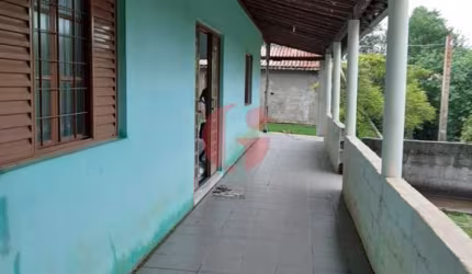 Chácara para venda com 03 quartos e 02 banheiros - 150m² no bairro Santa Cecília II - SJC