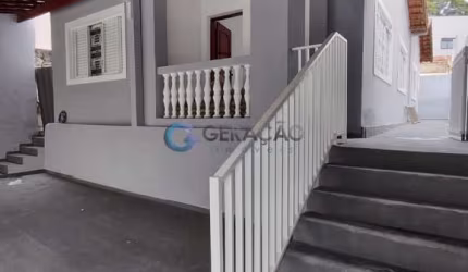 Casa residencial/comercial de 145m² - Centro