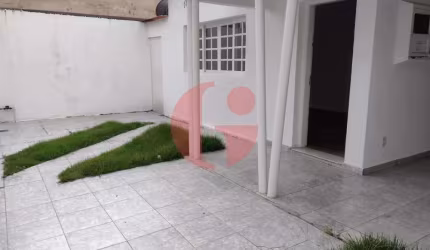 Casa térrea para venda de 03 dormitórios sendo 1 suíte no Jardim Bela Vista