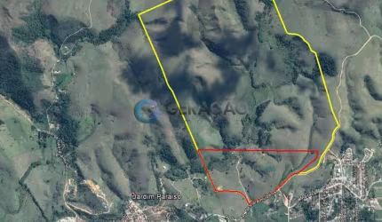 Terreno Área em Cruzeiro