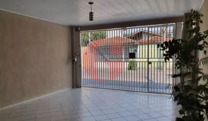 Casa para locação e venda com 3 quartos e 2 vagas de garagem - 170m² no Jardim das Industrias