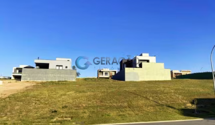 Terreno em Condomínio Fechado - 510,48m² no Urbanova