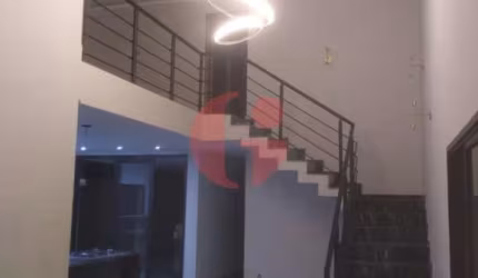 Casa/sobrado em condomínio para venda com 03 Dorm. e 01 suíte - 250m² no Jardim das Flores