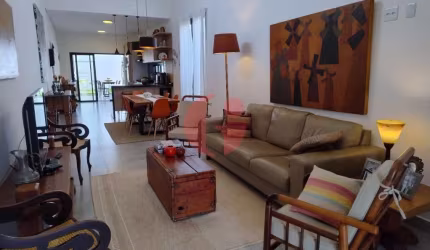 Casa térrea em condomínio fechado para venda com 3 quartos e 4 vagas de garagem - 158m² - Residencial Malibu | Caçapava
