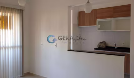 Apartamento para locação com 2 quartos e 1 vaga de garagem - 60m² no bairro Urbanova