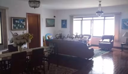 Casa Padrão em São José dos Campos
