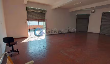 Salão Comercial de 130m² no Jardim São Dimas