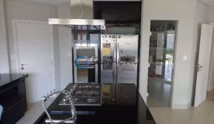 Sobrado em condomínio para venda e locação com 04 quartos e 05 banheiros - 380m² no bairro Jardim Aquarius
