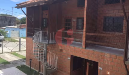 Apartamento mobiliado para venda com 02 quartos e 01 vaga de garagem - 70m² na Martim de Sá em Caraguatatuba