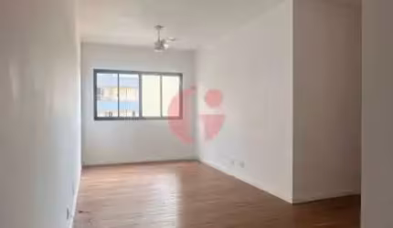 Apartamento para locação reformado com 03 quartos e 01 vaga de garagem - 85m² no bairro Jardim Aquarius