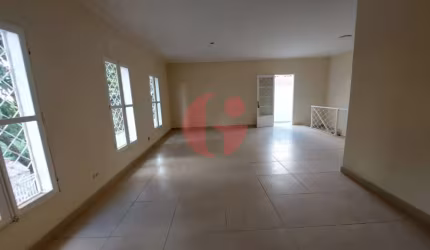 Casa para locação com 03 quartos (01 Suíte) e 04 vagas de garagem - 197m² no bairro Jardim das Industrias