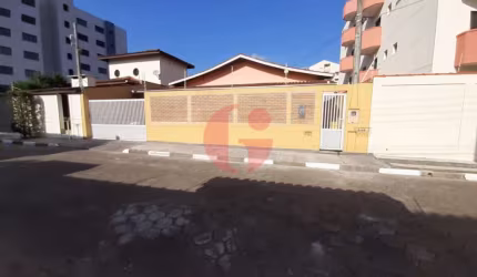 Casa para venda com 03 quartos e 02 vagas de garagem - 120m² em Indaiá - Caraguatatuba-SP