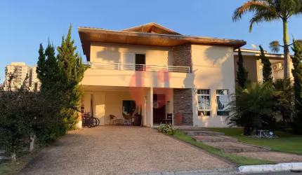 Casa sobrado para venda em Taubaté com 04 dormitórios sendo 02 suítes