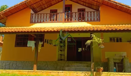 Casa à venda no bairro Centro - Itatiaia/RJ