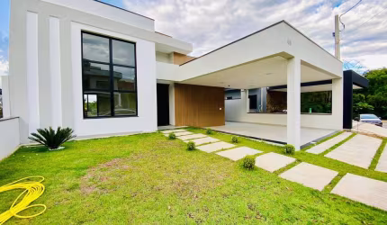 CASA 3 Dmts com Piscina e Vista para a Natureza! Condomínio Phytus Itupeva