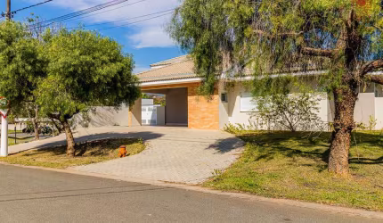 Casa com 4 suítes 280m² AC/ Condomínio Haras Pindorama Cabreúva-SP