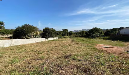 Terreno de 1400m² R$300.000,00 Bairro Pinhal Cabreúva-SP