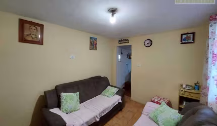 Casa para Venda em Itaquaquecetuba, Jardim Aracaré, 2 dormitórios, 1 banheiro, 1 vaga