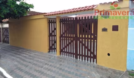 Casa na Praia para Venda em Itanhaém, Jardim Suarão (Praia), 2 dormitórios, 2 banheiros, 8 vagas