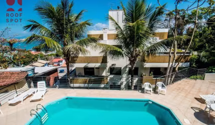 APARTAMENTO DE DOIS DORMITÓRIOS NA PRAIA DAS MARINAS