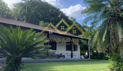 Casa com 3 quartos à venda no Badenfurt, Blumenau , 250 m2 por R$ 1.000.000