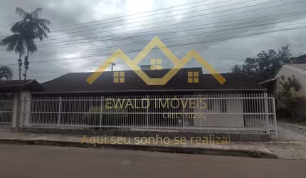 Casa com 4 quartos à venda no Testo Rega, Pomerode , 193 m2 por R$ 850.000