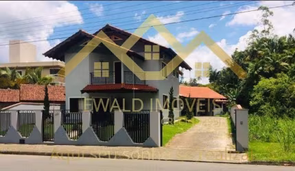 Casa com 8 quartos à venda no Ribeirão Areia, Pomerode , 337 m2 por R$ 1.250.000