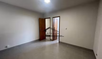 Casa com 3 dormitórios à venda, 145 m² por R$ 780.000 - Vigilato Pereira - Uberlândia/MG