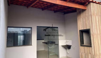 Casa com 2 dormitórios à venda, 72 m² por R$ 310.000 - Park Dos Ypês - Uberlândia/MG