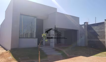 Casa de Alto Padrão com 3 Suítes  em condomínio fechado à venda, 168m² por R$ 1.269.000 - Alto Umuarama - Uberlândia/Minas Gerais