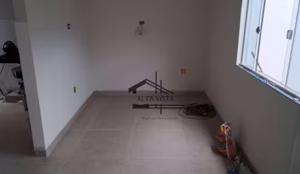 Casa com 3 dormitórios à venda, 71 m² por R$ 336.000,00 - Laranjeiras - Uberlândia/MG