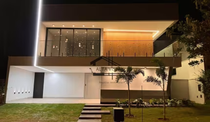Casa com 4 dormitórios à venda, 300 m² por R$ 2.700.000 - Granja Marileusa - Uberlândia/MG