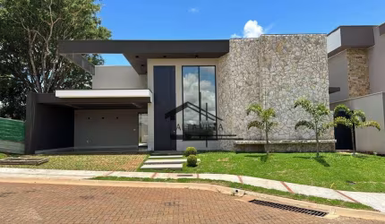 Casa com 4 dormitórios à venda, 229 m² por R$ 2.200.000 - Jardim Espanha - Uberlândia/MG