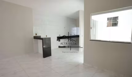 Casa com 2 dormitórios à venda, 63 m² por R$ 310.000 - Colorado - Uberlândia/MG
