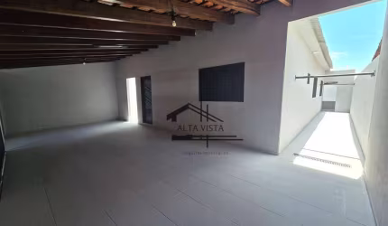 Casa com 3 dormitórios à venda, 140 m² por R$ 409.000 - Jardim Brasília - Uberlândia/MG
