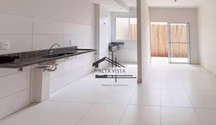 Apartamento com 2 dormitórios à venda, 70 m² por R$ 260.000,00 - Jardim Holanda - Uberlândia/MG