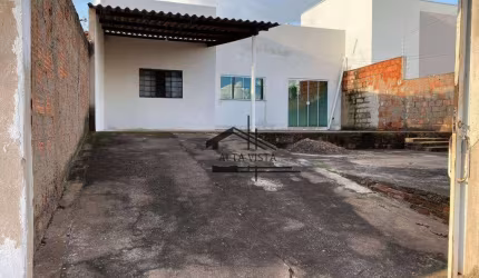 Casa com 3 dormitórios à venda, 138 m² por R$ 380.000 - Pampulha - Uberlândia/MG
