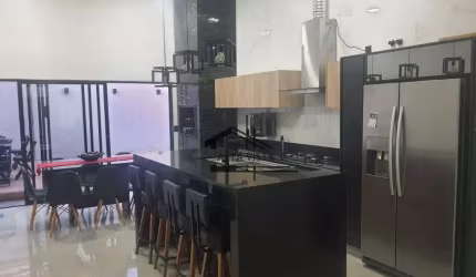 Casa com 3 dormitórios à venda, 122 m² por R$ 750.000,00 - Jardim Holanda - Uberlândia/MG