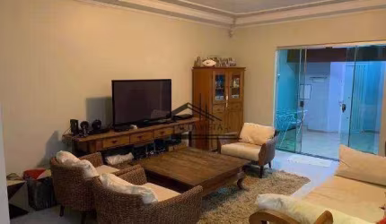 Casa com 4 dormitórios à venda, 190 m² por R$ 1.050.000 - Alto Umuarama - Uberlândia/MG
