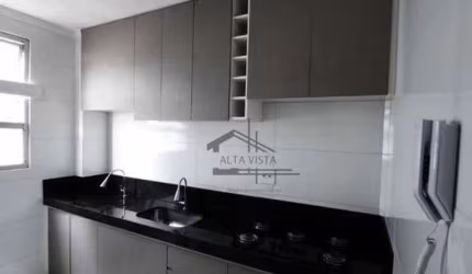Apartamento com 3 dormitórios à venda, 59 m² por R$ 330.000 - Cazeca - Uberlândia/MG