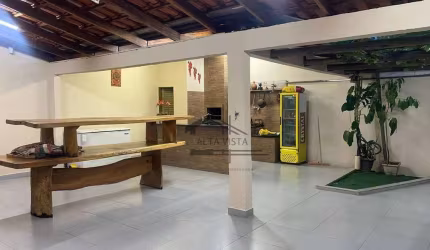 Casa com 3 dormitórios à venda, 165 m² por R$ 480.000 - Jardim Europa - Uberlândia/MG